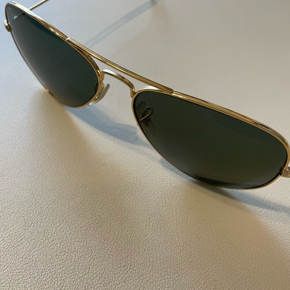 Rayban aviators nearly perfect condition